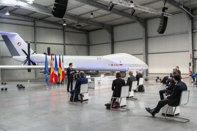 Technikerteam bei der Betreuung einer Veranstaltung in München